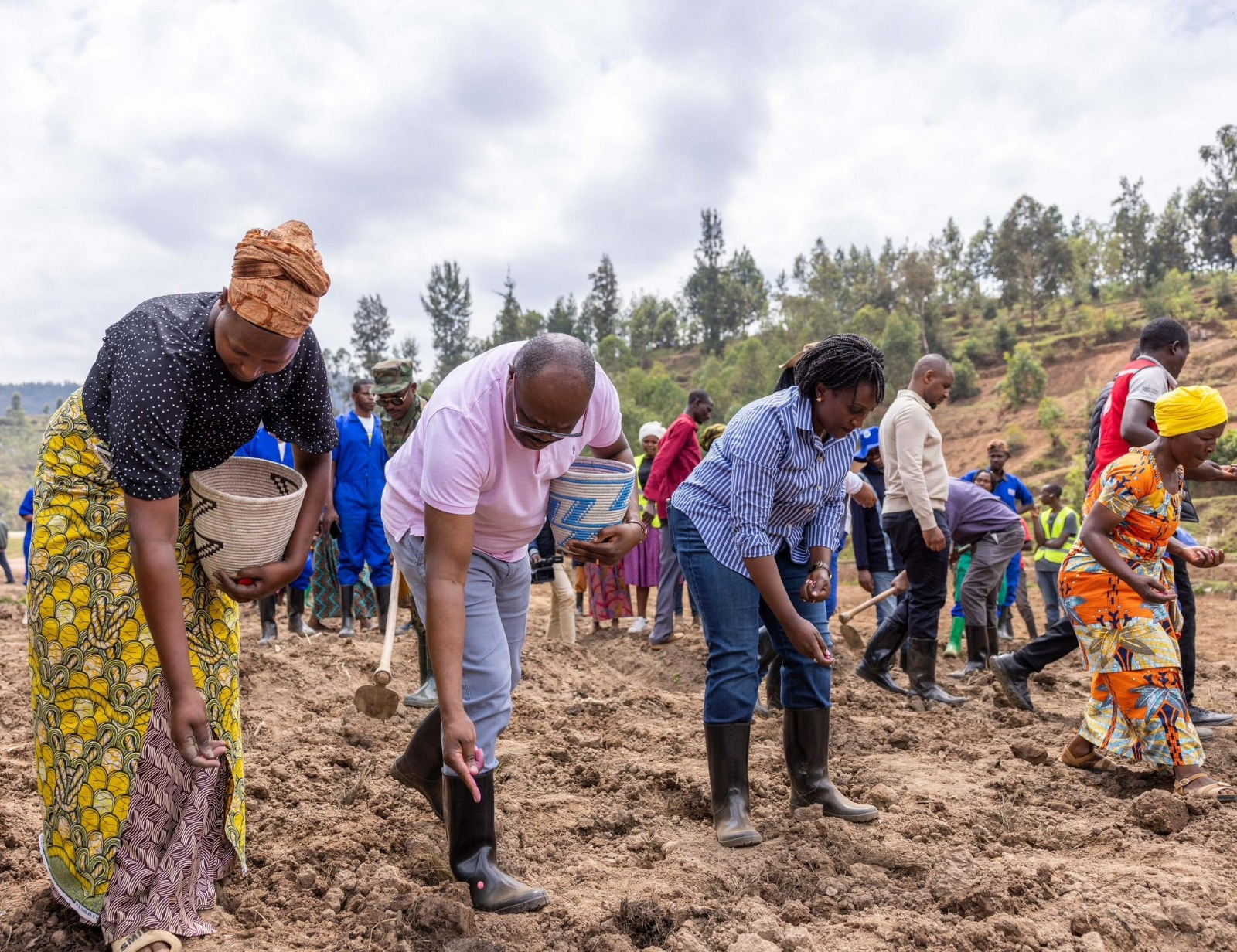 Amajyepfo: Minisitiri w’Intebe yasabye abahinzi kongera umusaruro ukomoka ku buhinzi