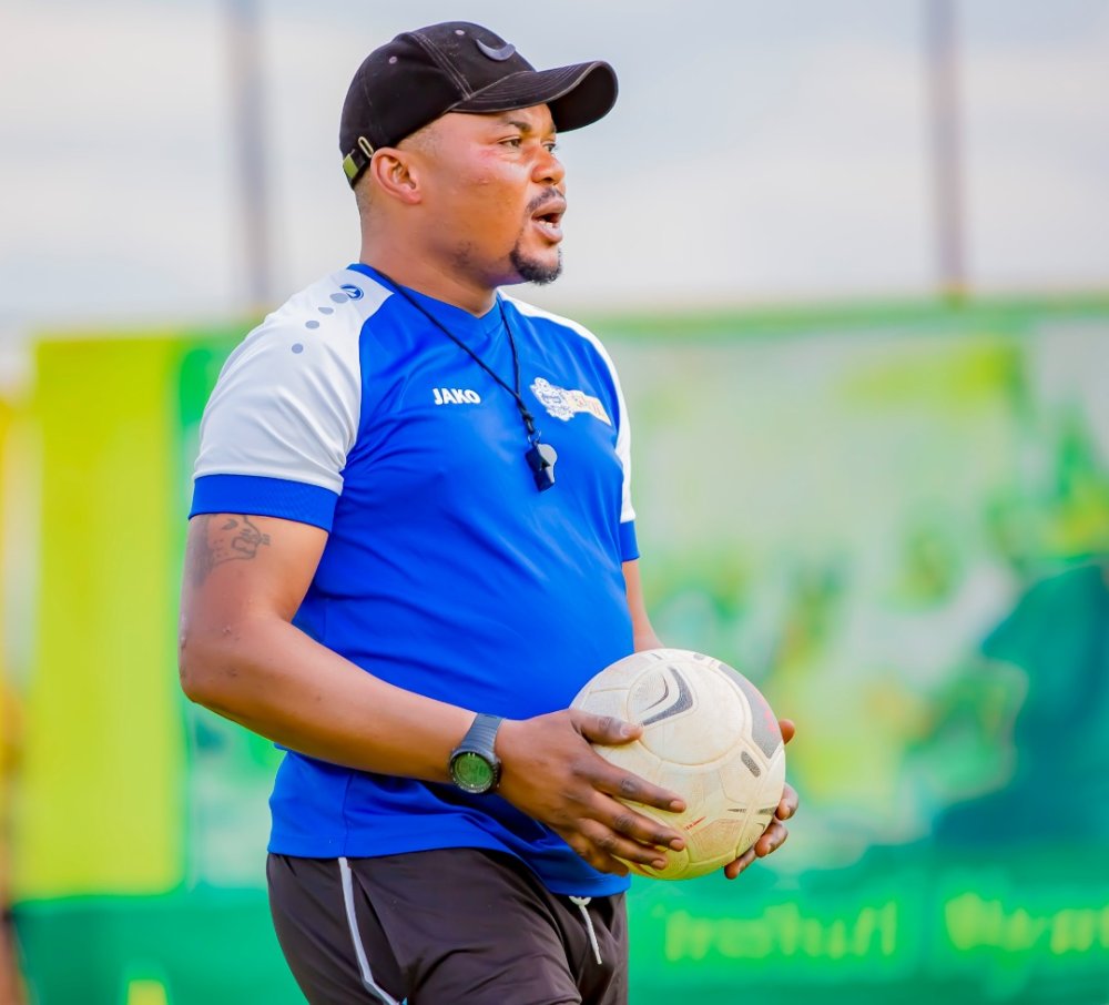 Lomami Marcel yongeye kugirwa umwe mu batoza bungirije ba Rayon Sports